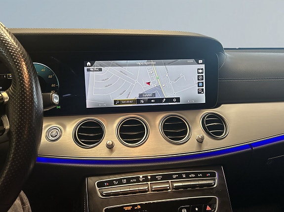 Mercedes-Benz E300 11 of 20