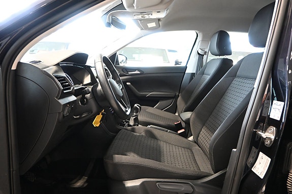 Volkswagen T-Cross 8 of 18