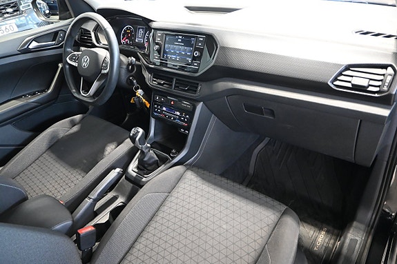 Volkswagen T-Cross 10 of 18