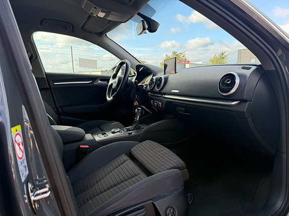 Audi A3 6 of 8