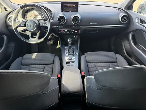 Audi A3 4 of 8