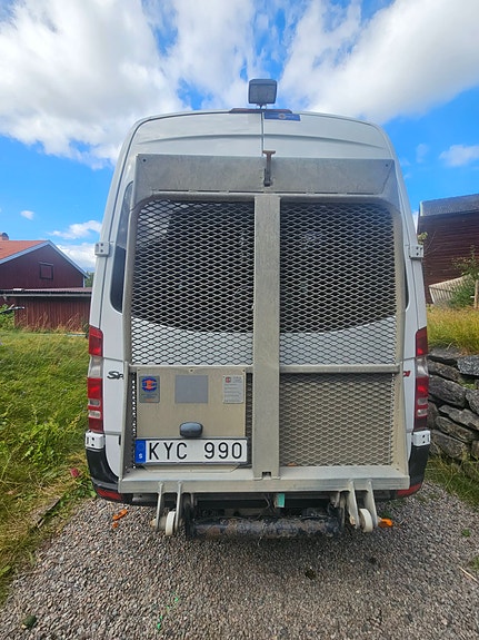 Mercedes-Benz Sprinter 3 of 6