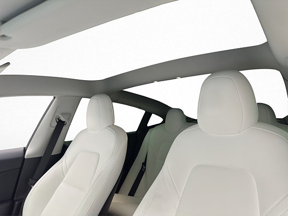 Tesla Model 3 12 of 30
