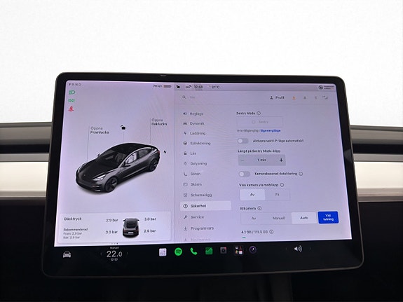 Tesla Model 3 24 of 30