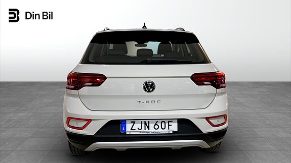 Volkswagen T-Roc 5 of 12