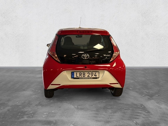 Toyota Aygo 4 of 20
