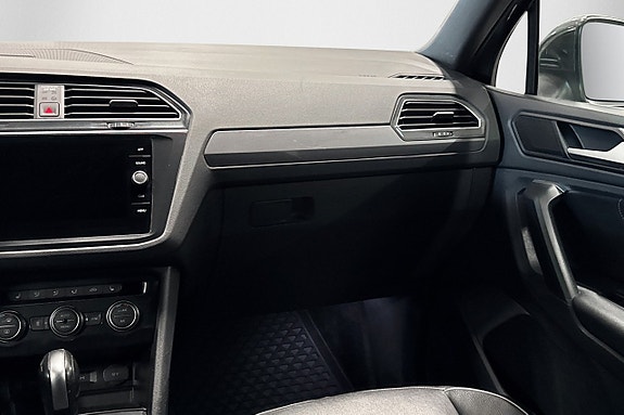 Volkswagen Tiguan 15 of 24