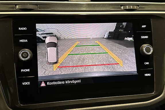 Volkswagen Tiguan 22 of 24