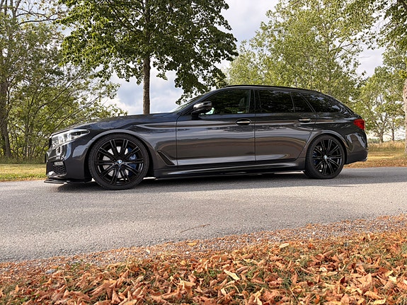 BMW 540i 6 of 28