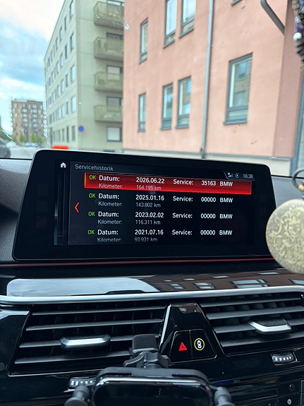 BMW 540i 23 of 28