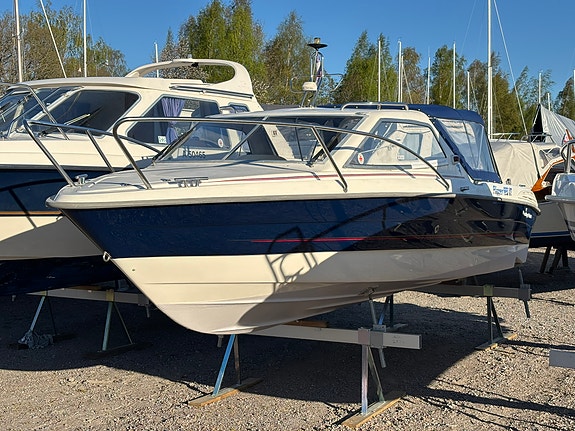 Flipper 666 HT 2003 Mercruiser 4.3 till höstpris 9 of 9