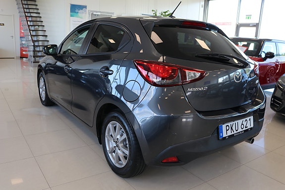 Mazda 2 8 of 18