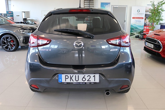 Mazda 2 3 of 18