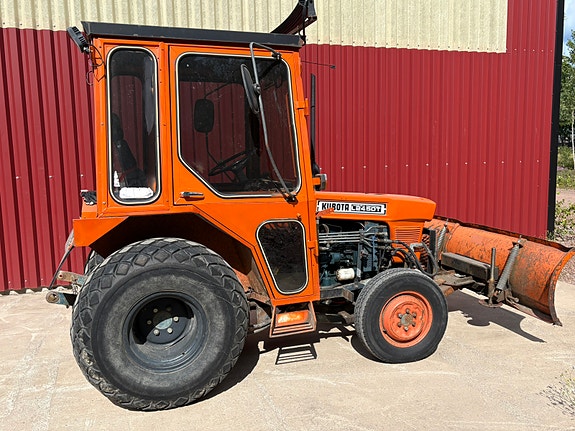Kubota L245DT PS 2 of 4