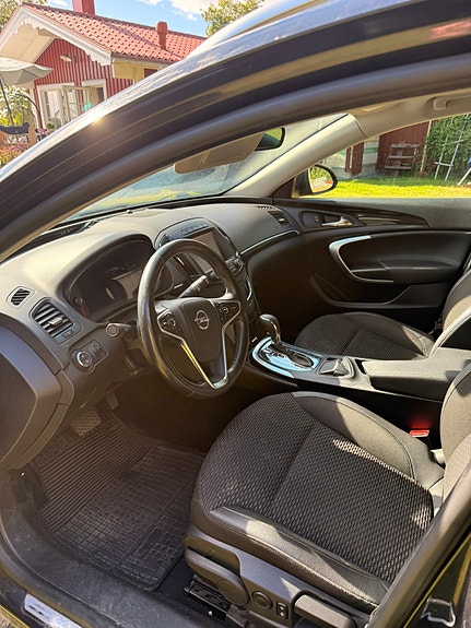 Opel Insignia Country Tourer 4 of 5