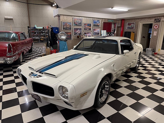 Pontiac Firebird 4 of 29