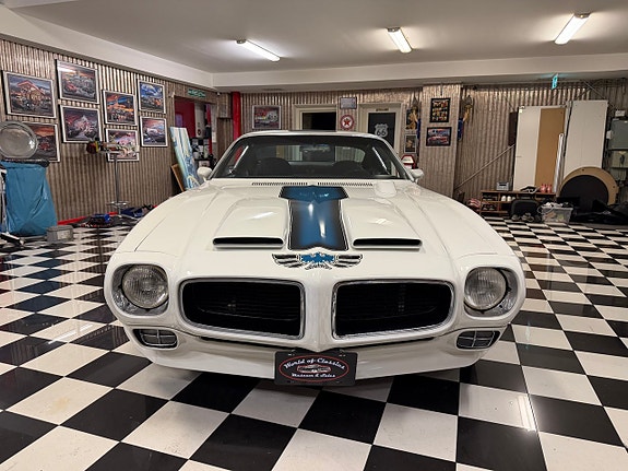 Pontiac Firebird 2 of 29