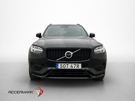 Volvo XC90 2 of 30