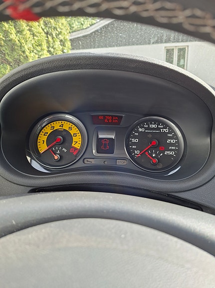 Renault Clio 6 of 6