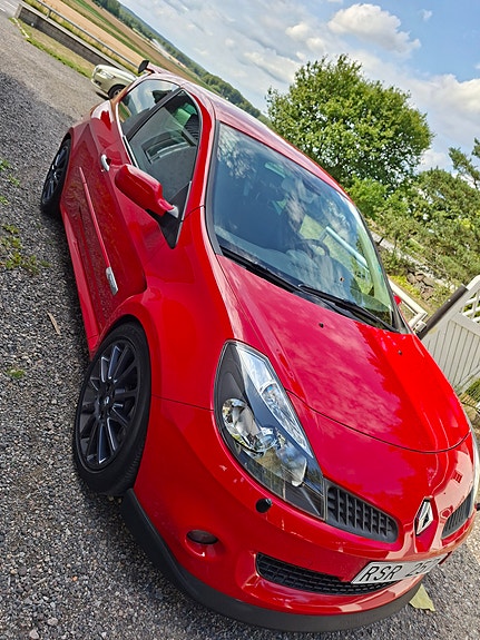 Renault Clio 3 of 6