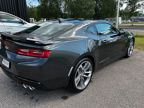 Chevrolet Camaro 13 of 29