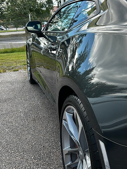 Chevrolet Camaro 8 of 29