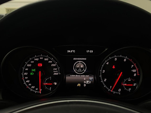 Mercedes-Benz A180 13 of 28