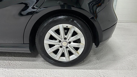 Mercedes-Benz A180 28 of 28