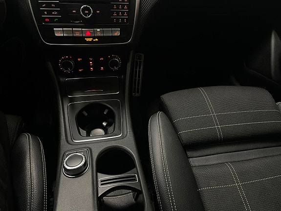 Mercedes-Benz A180 14 of 28