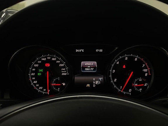 Mercedes-Benz A180 12 of 28