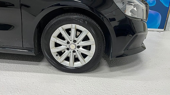 Mercedes-Benz A180 27 of 28