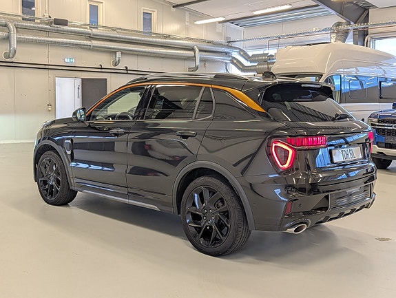 Lynk & Co 01 4 of 24