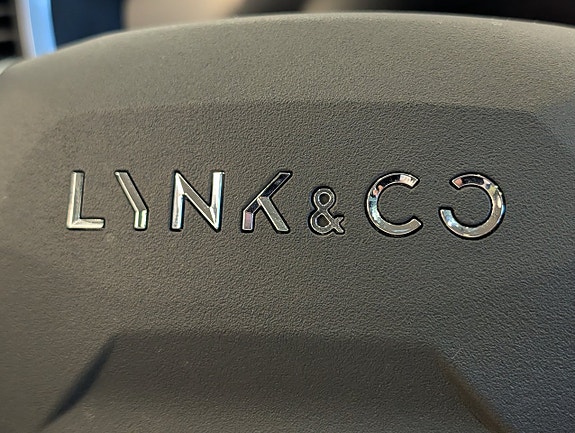 Lynk & Co 01 15 of 24