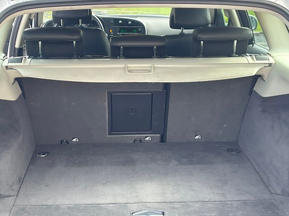 Saab 9-3 8 of 8