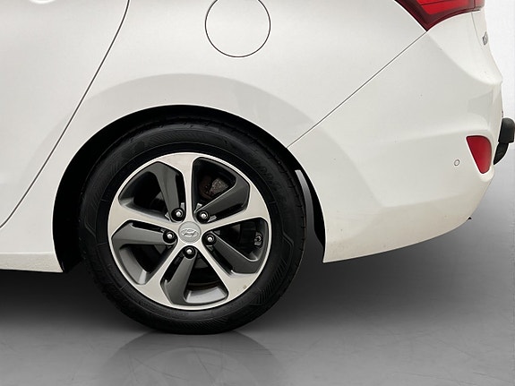 Hyundai i30 26 of 28