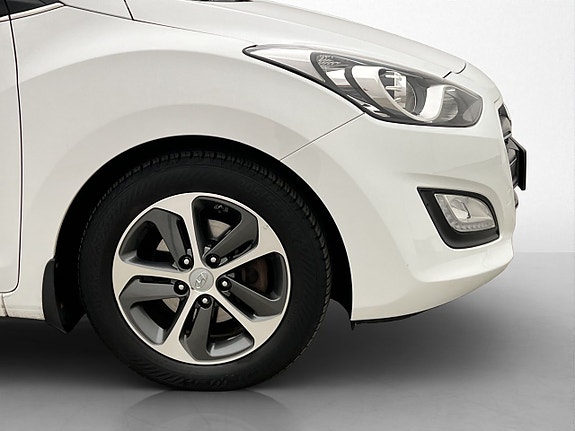Hyundai i30 28 of 28