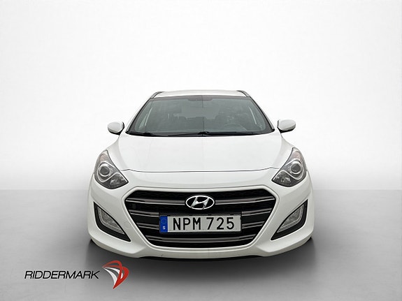 Hyundai i30 2 of 28
