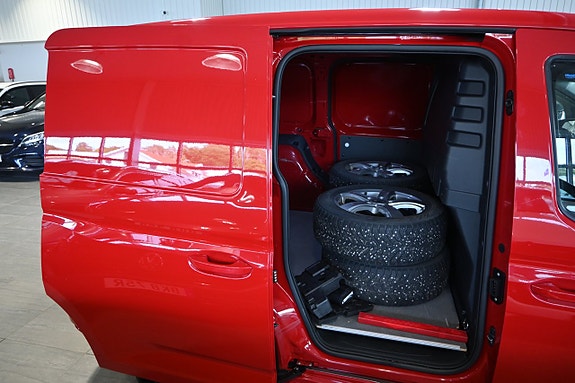 Volkswagen Caddy 11 of 23