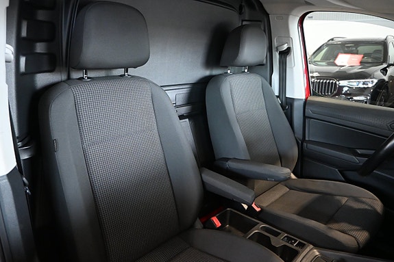 Volkswagen Caddy 10 of 23