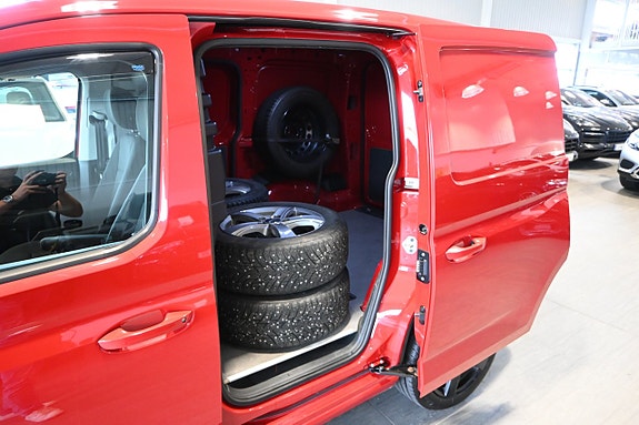 Volkswagen Caddy 14 of 23