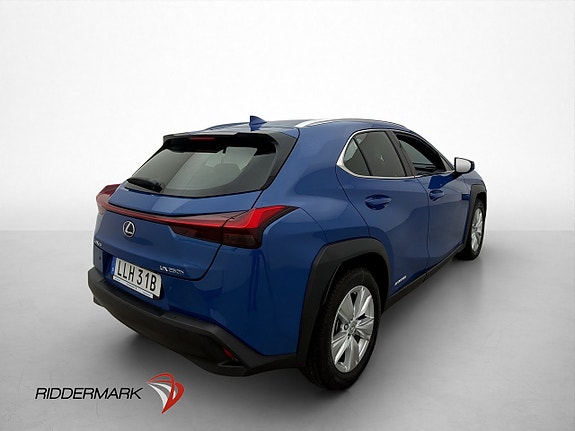 Lexus UX250h 8 of 30