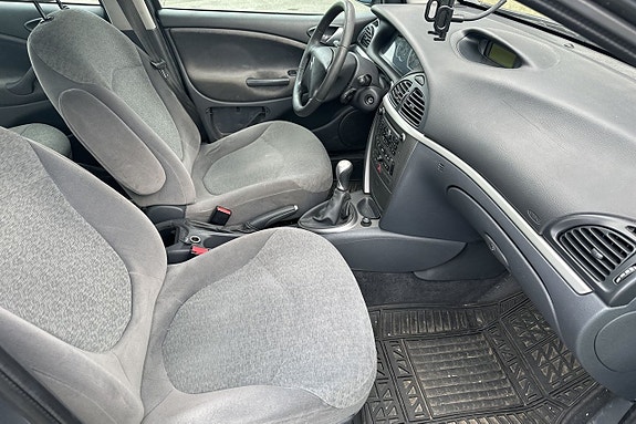 Citroen C5 12 of 19