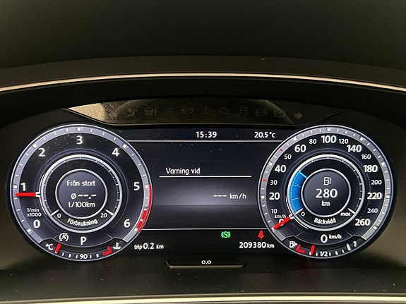 Volkswagen Tiguan 10 of 28