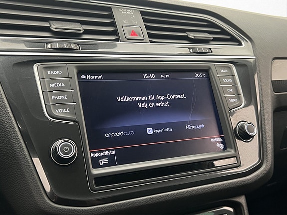 Volkswagen Tiguan 23 of 28