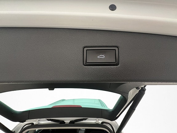 Volkswagen Tiguan 16 of 28