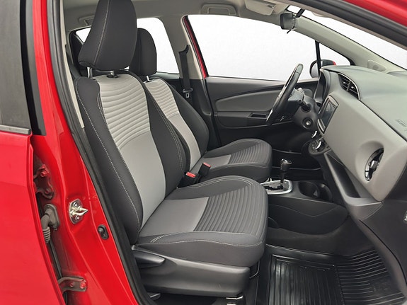 Toyota Yaris 18 of 25