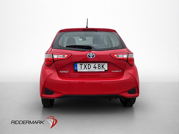 Toyota Yaris 6 of 25