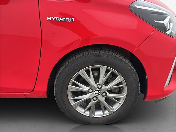 Toyota Yaris 24 of 25