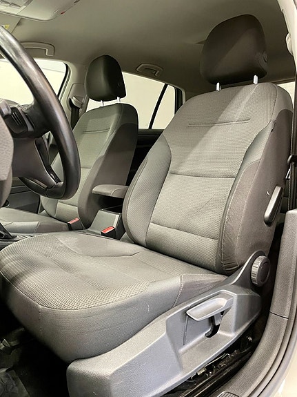 Volkswagen Golf I 17 of 22