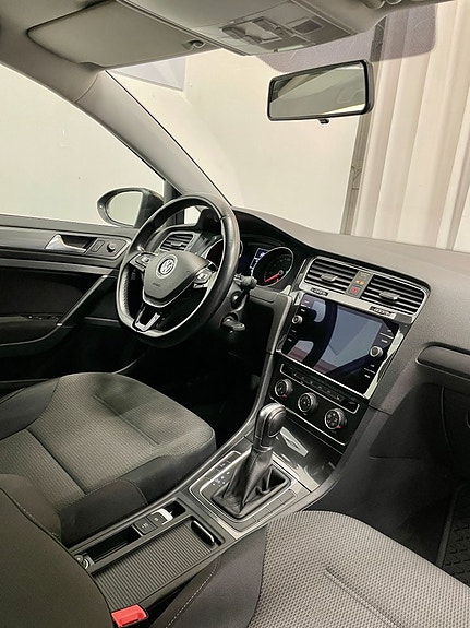 Volkswagen Golf I 14 of 22